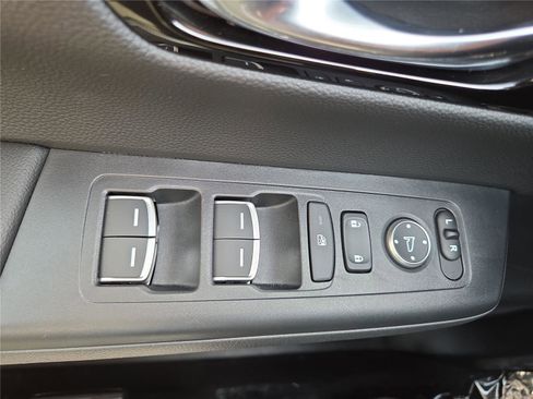 Used 2025 Honda CR-V Sport Touring image 13