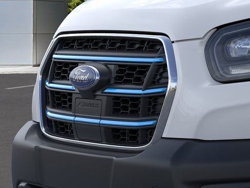 New 2025 Ford E-Transit Low Roof RWD image 21