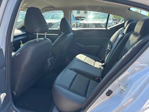 New 2026 Nissan Altima 2.5 SR FWD image 14