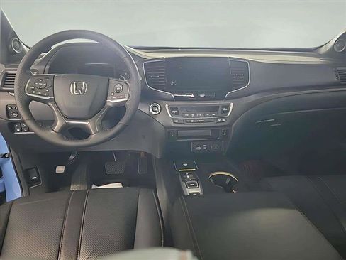 Used 2024 Honda Passport TrailSport image 11