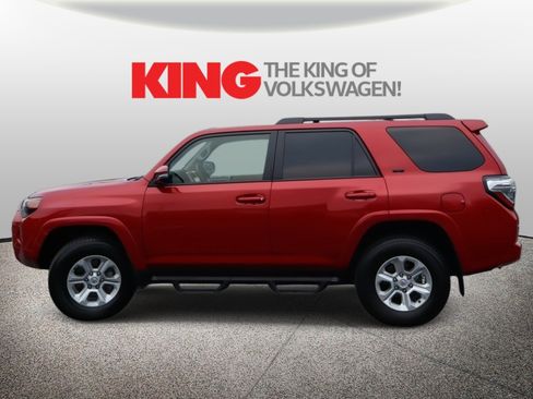 Used 2024 Toyota 4Runner SR5 Premium image 7