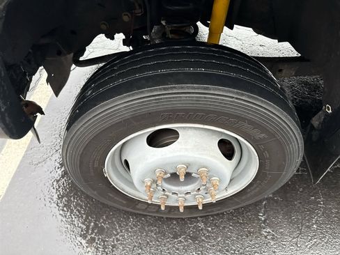 Used 2013 Ford F450 XL w/ PWR Equipment Group image 10