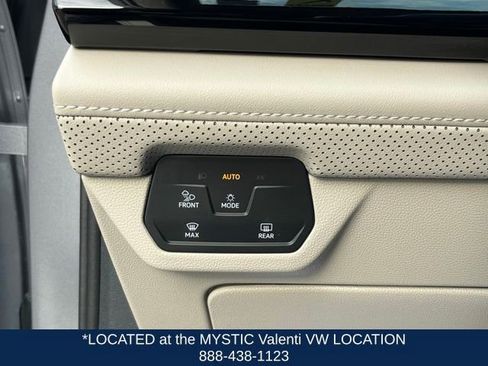 Certified 2024 Volkswagen Atlas SE image 38