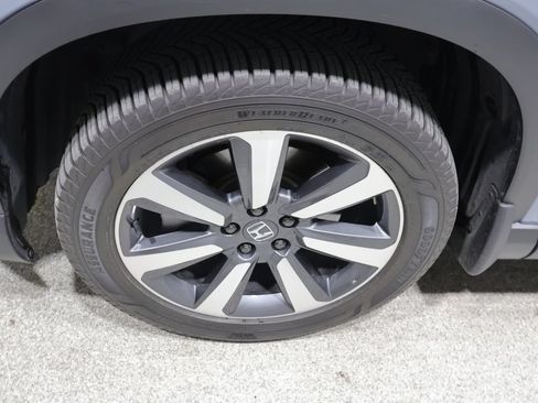 Used 2023 Honda Pilot Touring image 10