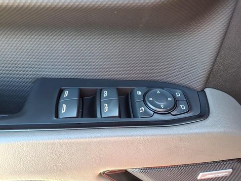 Used 2024 Chevrolet Silverado 1500 ZR2 AWD/4WD image 18