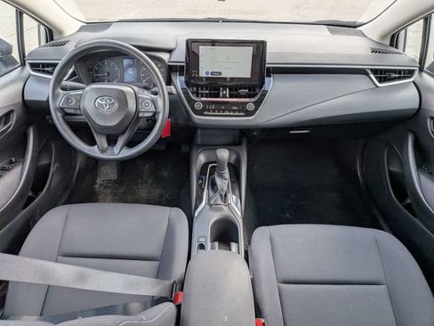 Used 2025 Toyota Corolla LE FWD image 11