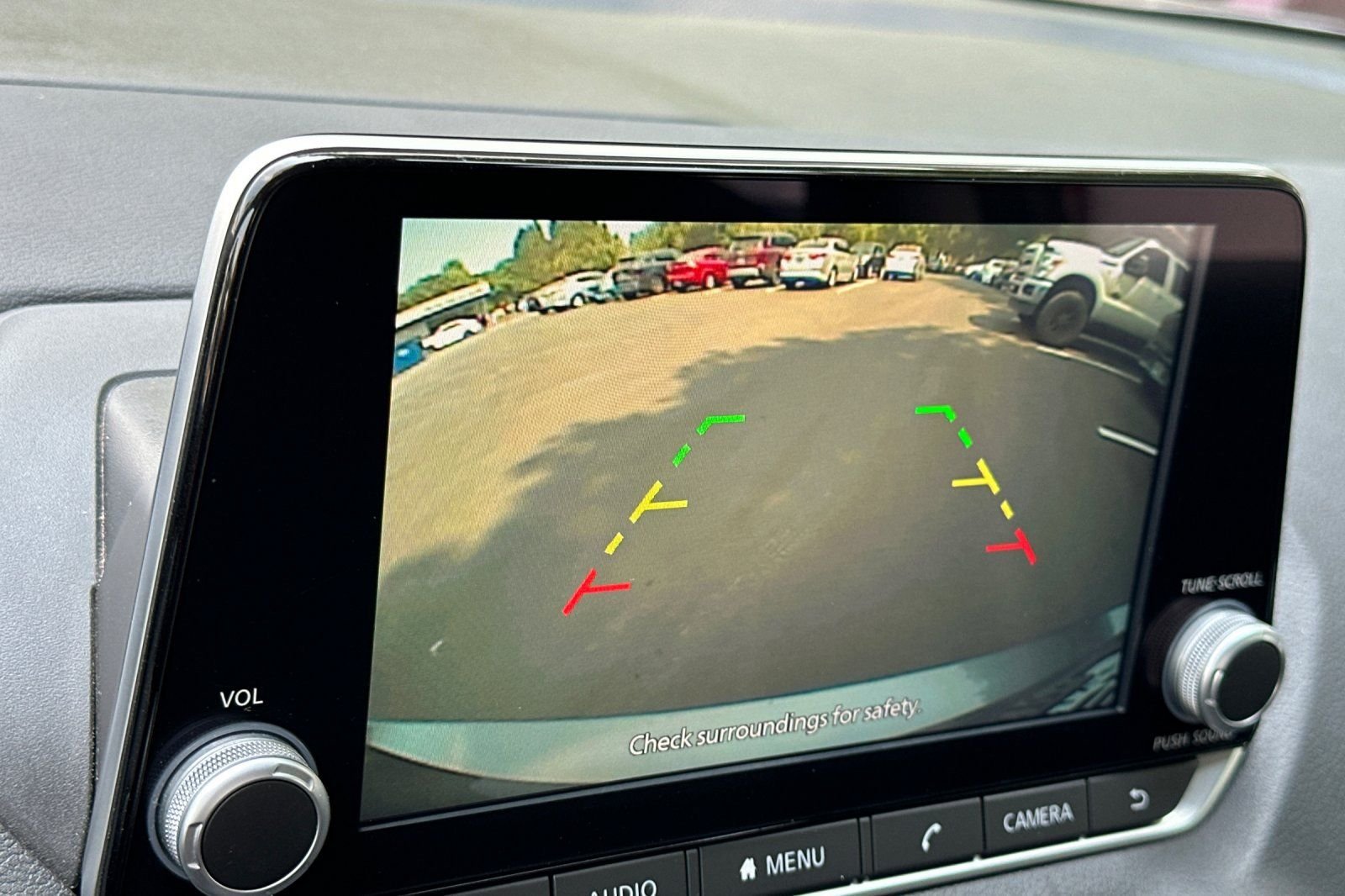 Used 2025 Nissan Sentra SV FWD image 20