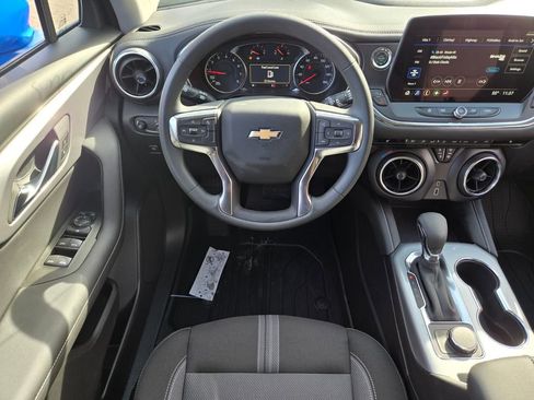 New 2025 Chevrolet Blazer LT image 10