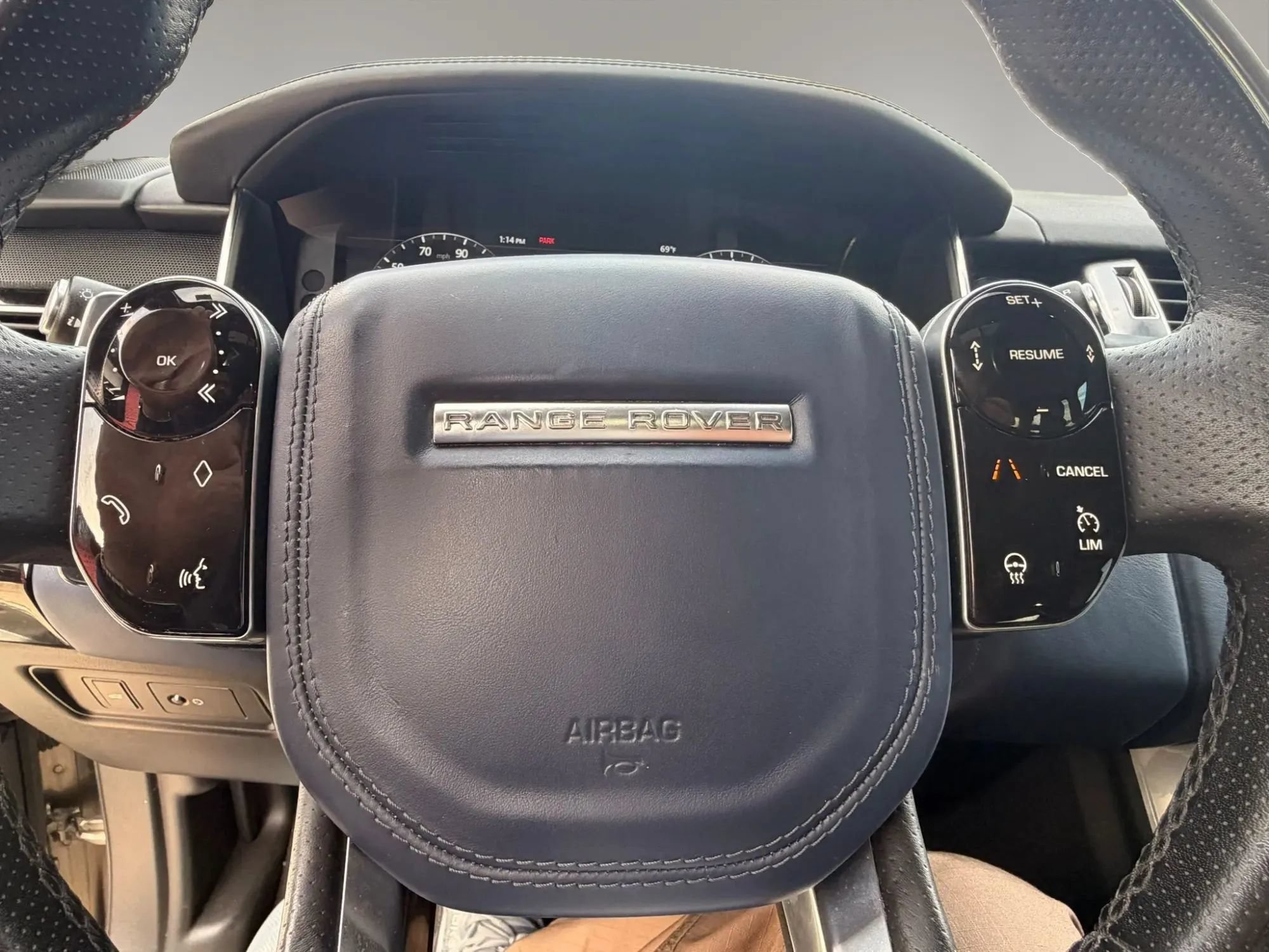 Used 2018 Land Rover Range Rover Sport HSE Dynamic AWD/4WD image 12