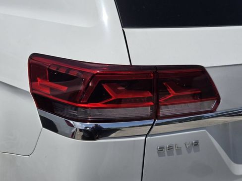 Used 2021 Volkswagen Atlas SEL FWD image 8