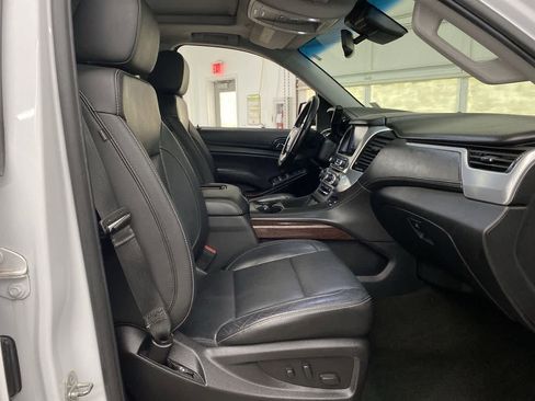 Used 2018 GMC Yukon SLT w/ Open Road Package image 18