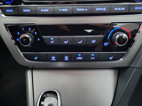 Used 2017 Hyundai Sonata Sport w/ Value Edition Package 02 image 22