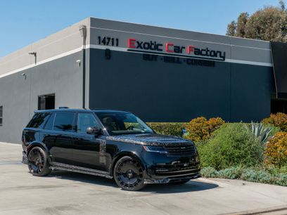 Used 2026 Land Rover Range Rover Long Wheelbase SE