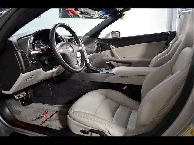 Used 2007 Chevrolet Corvette Convertible w/ Preferred Equipment Group RWD image 12