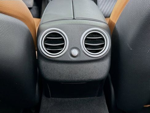 Used 2019 Mercedes-Benz C 300 4MATIC Cabriolet image 30