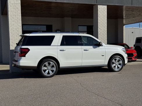 Used 2023 Ford Expedition Max King Ranch image 15