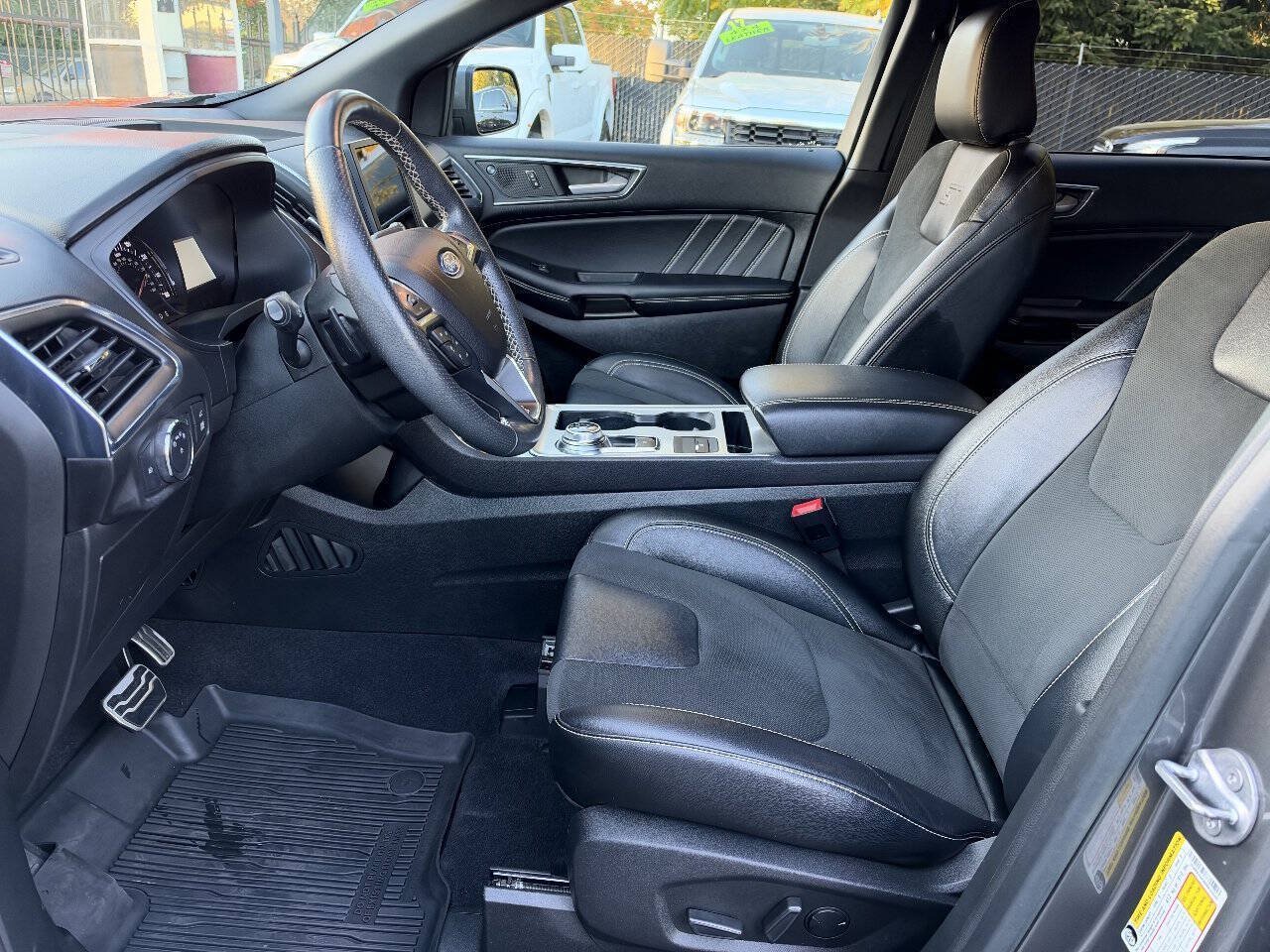 Used 2022 Ford Edge ST AWD/4WD image 8
