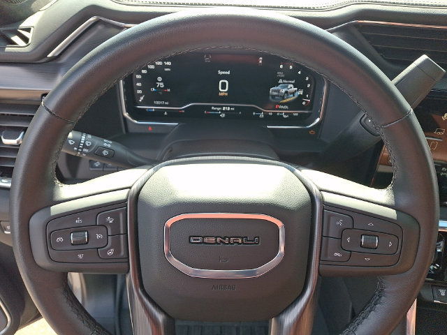 Used 2025 GMC Sierra 2500 Denali Ultimate AWD/4WD image 4