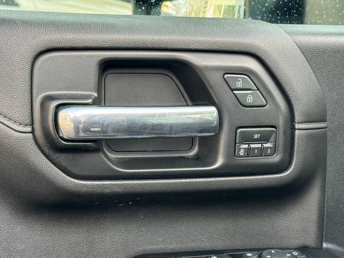 Used 2020 Chevrolet Silverado 2500 LTZ w/ LTZ Premium Package image 29