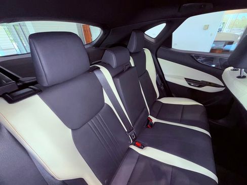 Used 2024 Lexus NX 250 FWD image 12