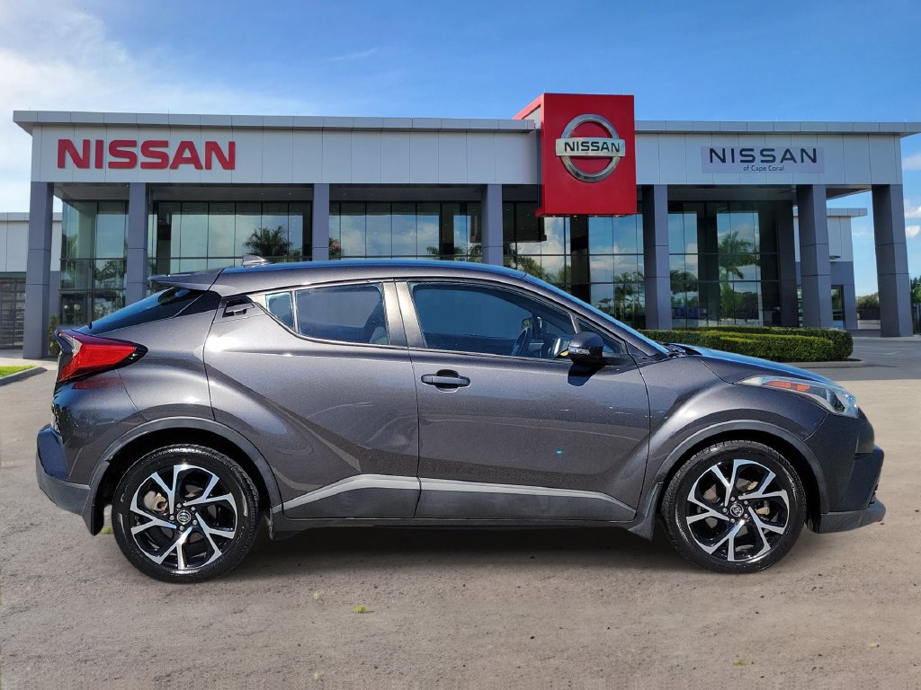 Used 2018 Toyota C-HR XLE FWD image 8