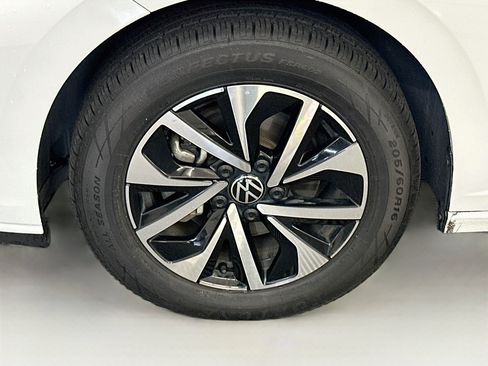 Used 2025 Volkswagen Jetta S FWD image 33