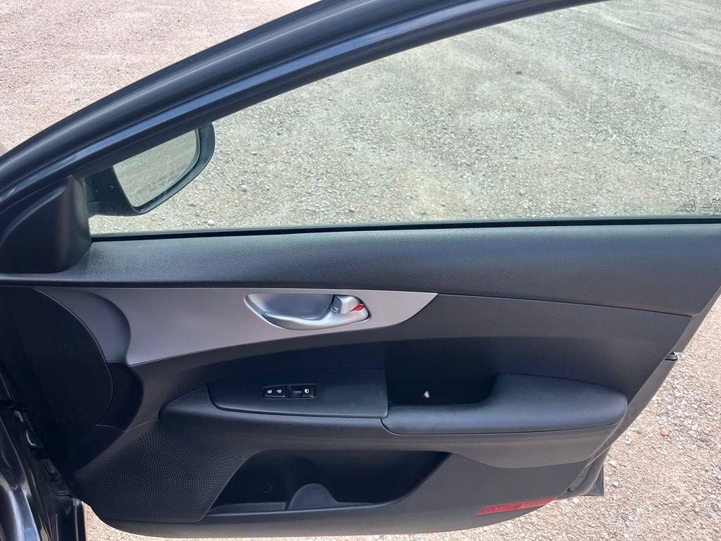 Used 2023 Kia Forte Sedan FWD image 35