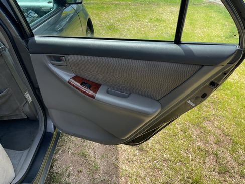 Used 2006 Toyota Corolla LE image 22