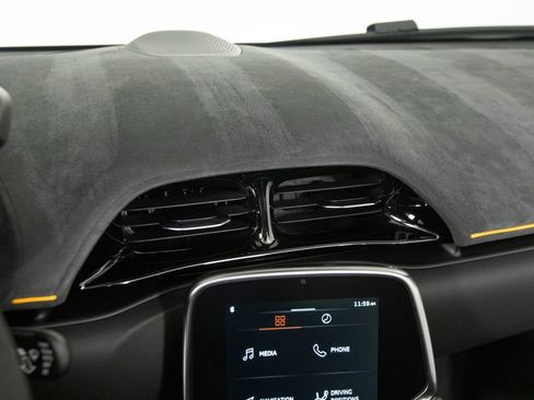 Used 2025 McLaren Artura Spider image 22