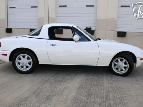 Used 1990 MAZDA MX-5 Miata image 37