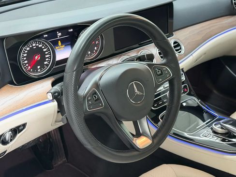 Used 2017 Mercedes-Benz E 400 4MATIC Wagon image 71