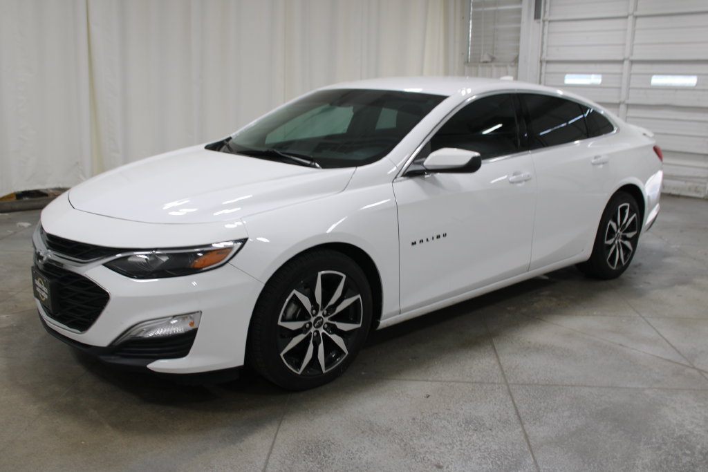 Used 2024 Chevrolet Malibu RS FWD image 4