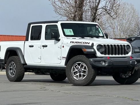 Used 2025 Jeep Gladiator Rubicon image 1
