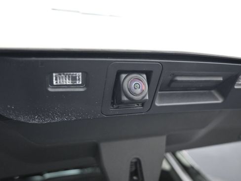 Used 2024 Chevrolet TrailBlazer LT w/ Driver Confidence Package FWD image 31
