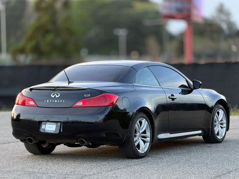Used 2010 INFINITI G37 Convertible w/ Premium Pkg RWD image 9