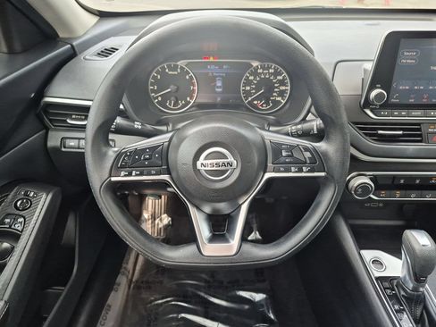 Used 2020 Nissan Altima 2.5 S FWD image 19