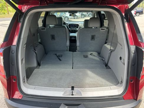 Used 2020 GMC Acadia SLT image 26