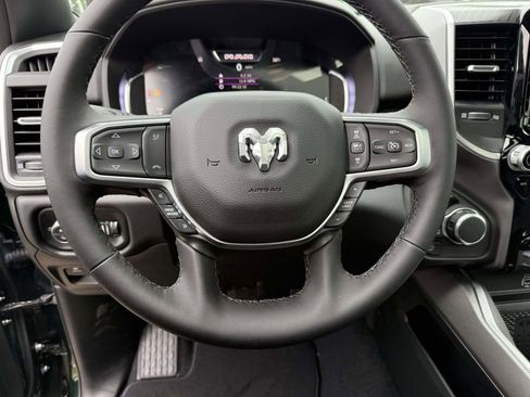 New 2026 RAM 1500 4x4 Crew Cab image 20