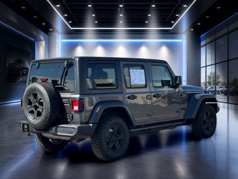 Used 2019 Jeep Wrangler Unlimited Sport S AWD/4WD image 4