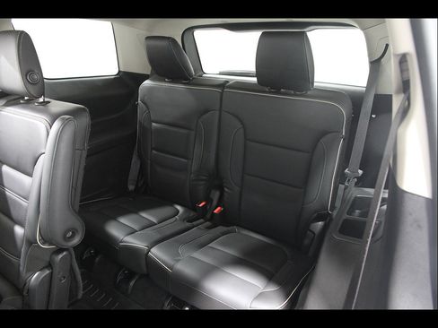 Certified 2019 GMC Acadia Denali w/ Technology Package AWD/4WD image 21