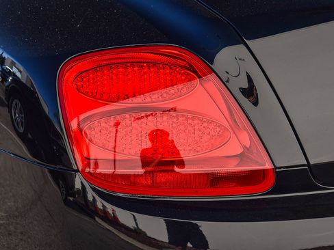 Used 2010 Bentley Continental GT Speed image 12