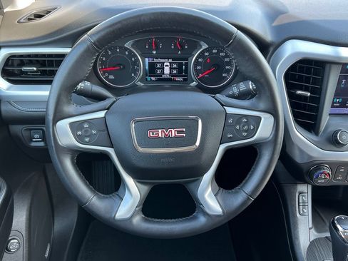 Used 2017 GMC Acadia SLT AWD/4WD image 40