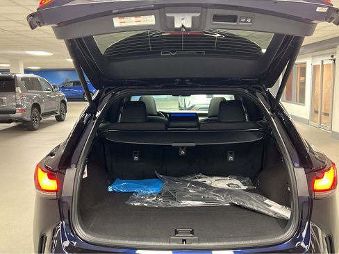 New 2026 Lexus RX 350h AWD/4WD image 30
