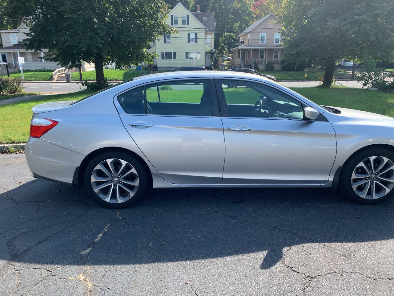 Used 2015 Honda Accord Sport image 8