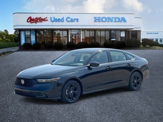Used 2025 Honda Accord SE image 1