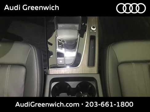 Used 2023 Audi Q5 2.0T Premium w/ Convenience Package AWD/4WD image 13
