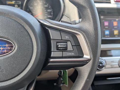 Used 2018 Subaru Outback 2.5i AWD/4WD image 16
