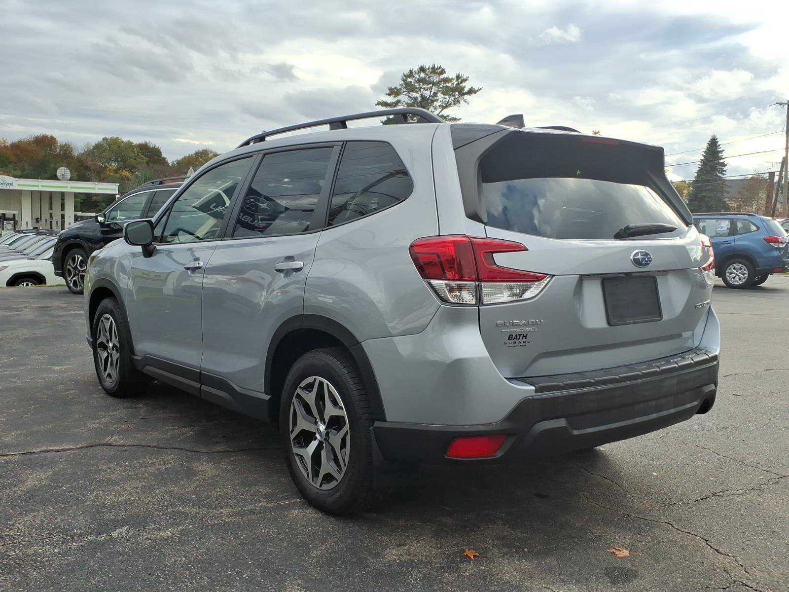 Certified 2024 Subaru Forester Premium AWD/4WD image 5