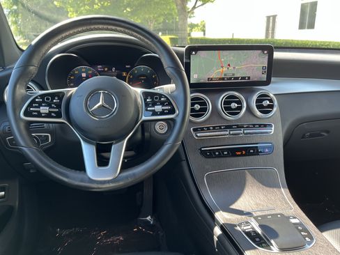 Used 2022 Mercedes-Benz GLC 300 4MATIC image 30