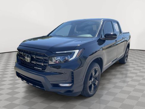 Used 2025 Honda Ridgeline Black Edition image 10